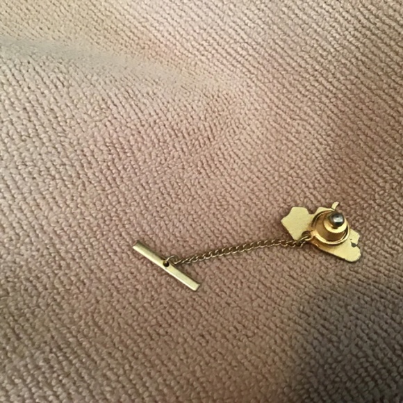 Vintage Bulldozer tie Tack - Picture 3 of 3